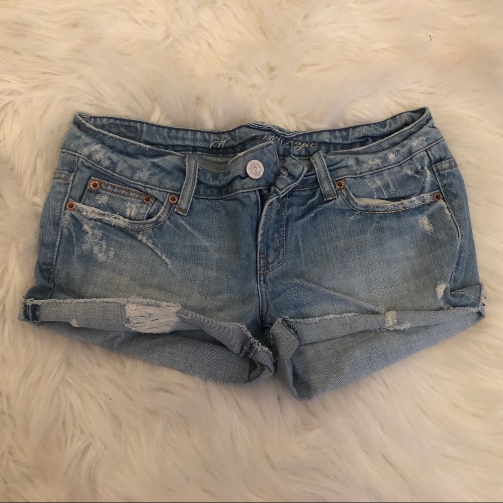 American Eagle short shorts, light denim